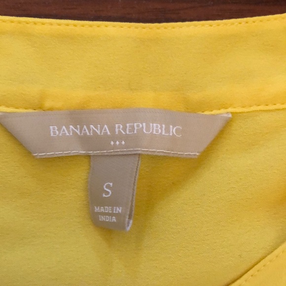 Banana Republic Factory yellow blouse - Picture 3 of 8